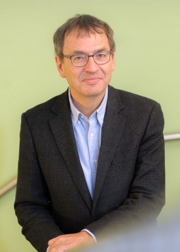 Prof. Dr. Johannes Hebebrand